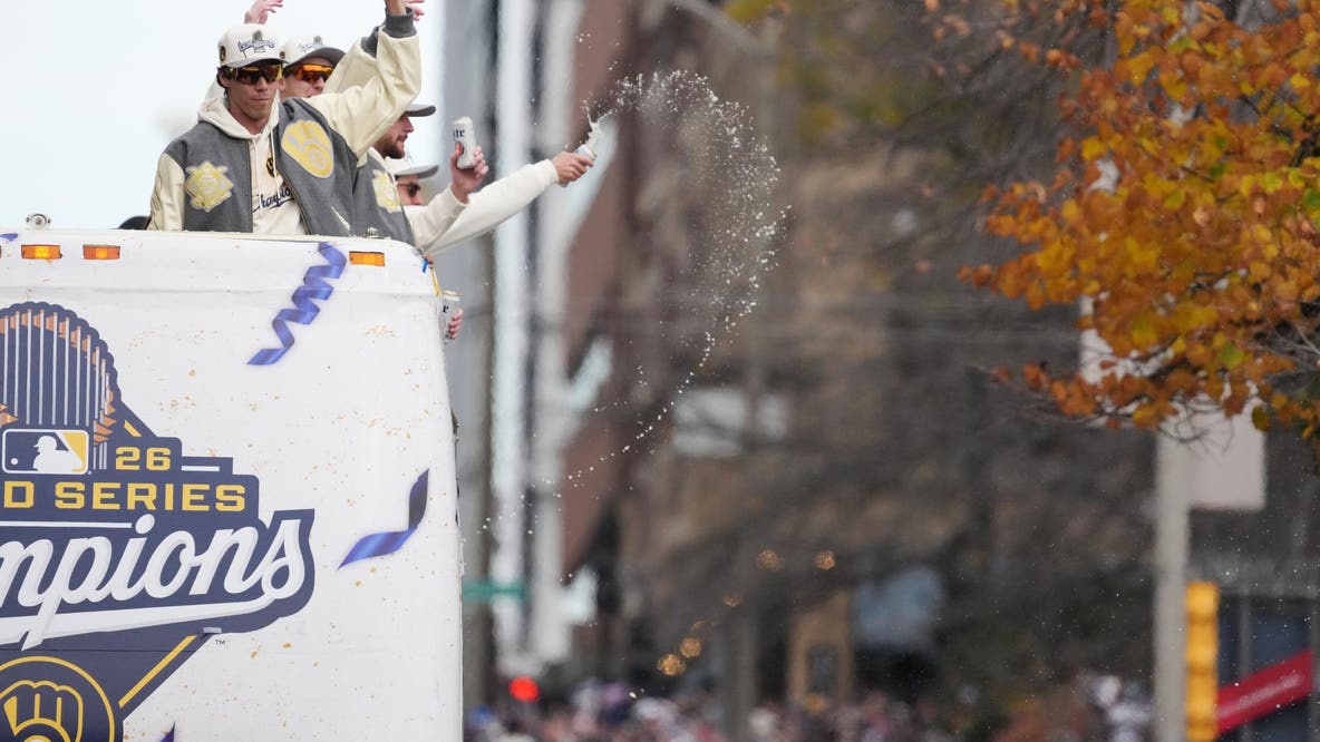 How much beer was drank at the Brewers Championship Rally?