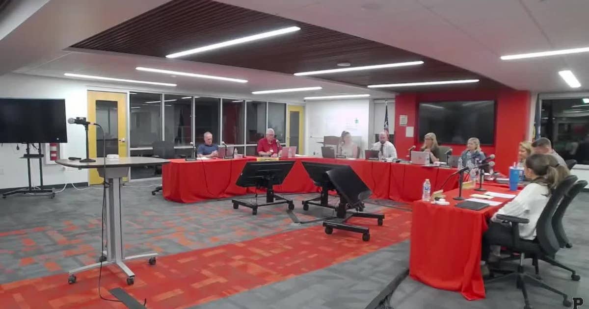 Pewaukee school board member urged to resign over chronic absences