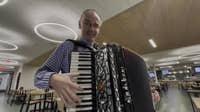 Wisconsin accordion player to perform during World Series Games 1 & 2