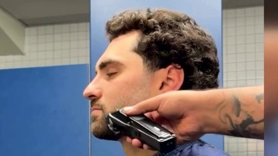 Milwaukee Brewers barber gets team ready for World Series