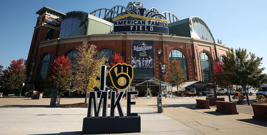 LIVE: Brewers World Series Game 1 Friday, what fans need to know