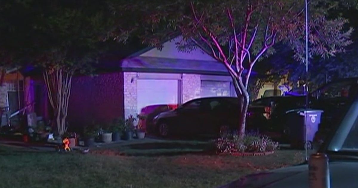 Seven people displaced after North Austin duplex fire | FOX 7 Austin