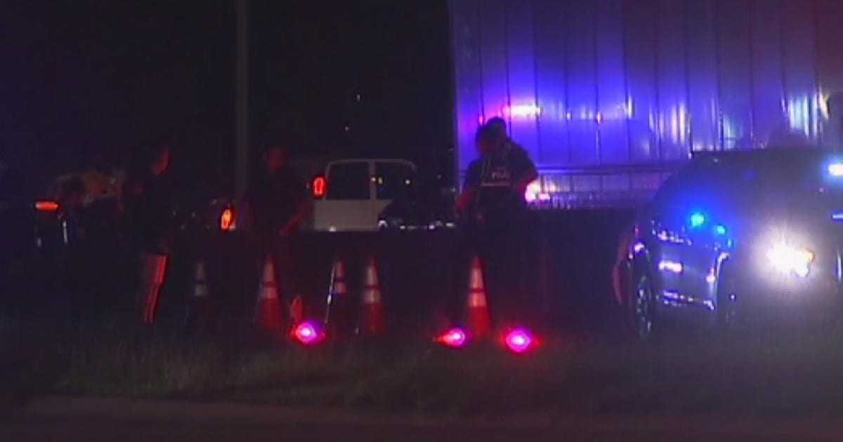 Pedestrian hit and killed in downtown Austin | FOX 7 Austin