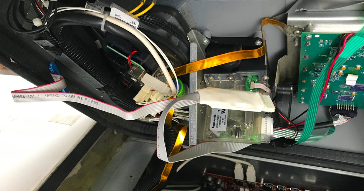 Credit card skimmer found at northwest Austin gas pump | FOX 7 Austin