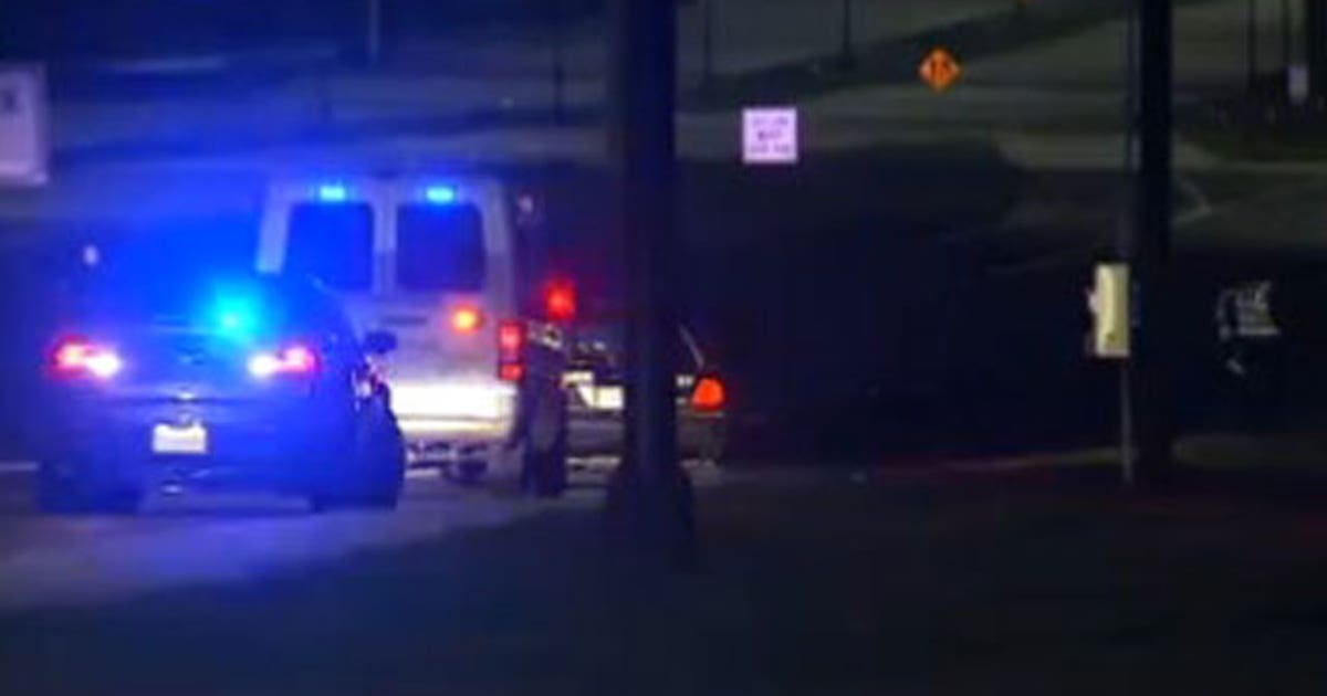 UPDATE: Deadly early morning crash in East Austin | FOX 7 Austin