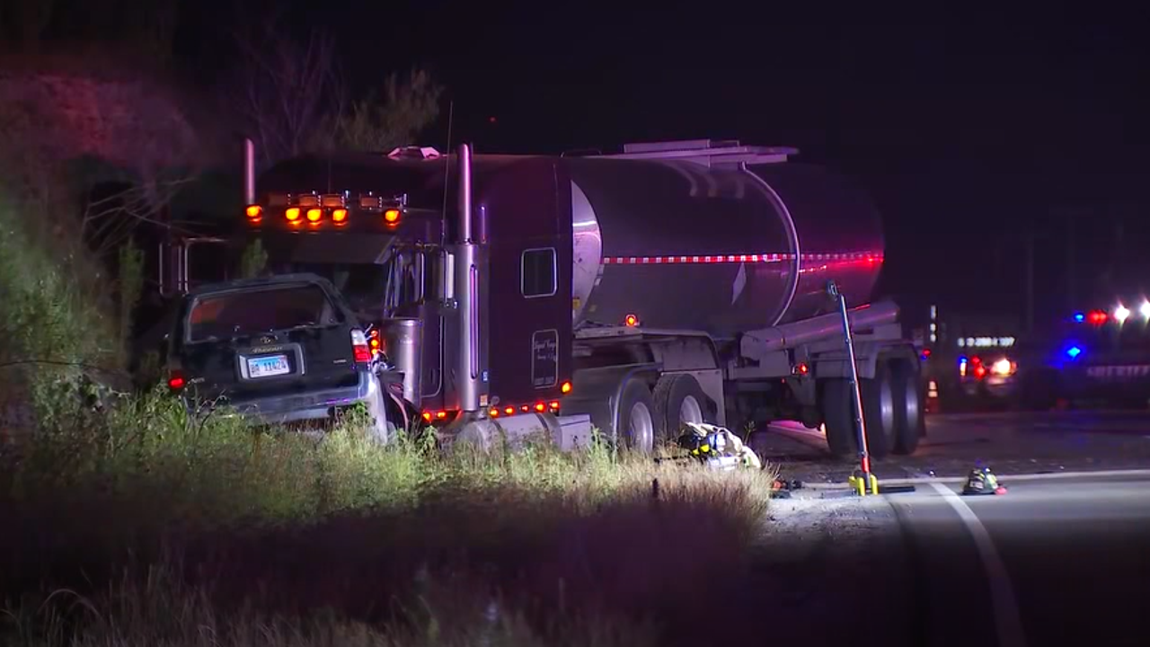 Man killed in overnight crash involving tractor-trailer | FOX 7 Austin