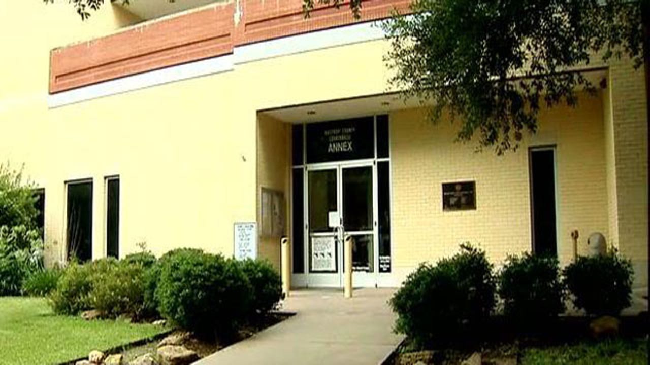 Bastrop man in jail after police say he sexually assaulted a child at a