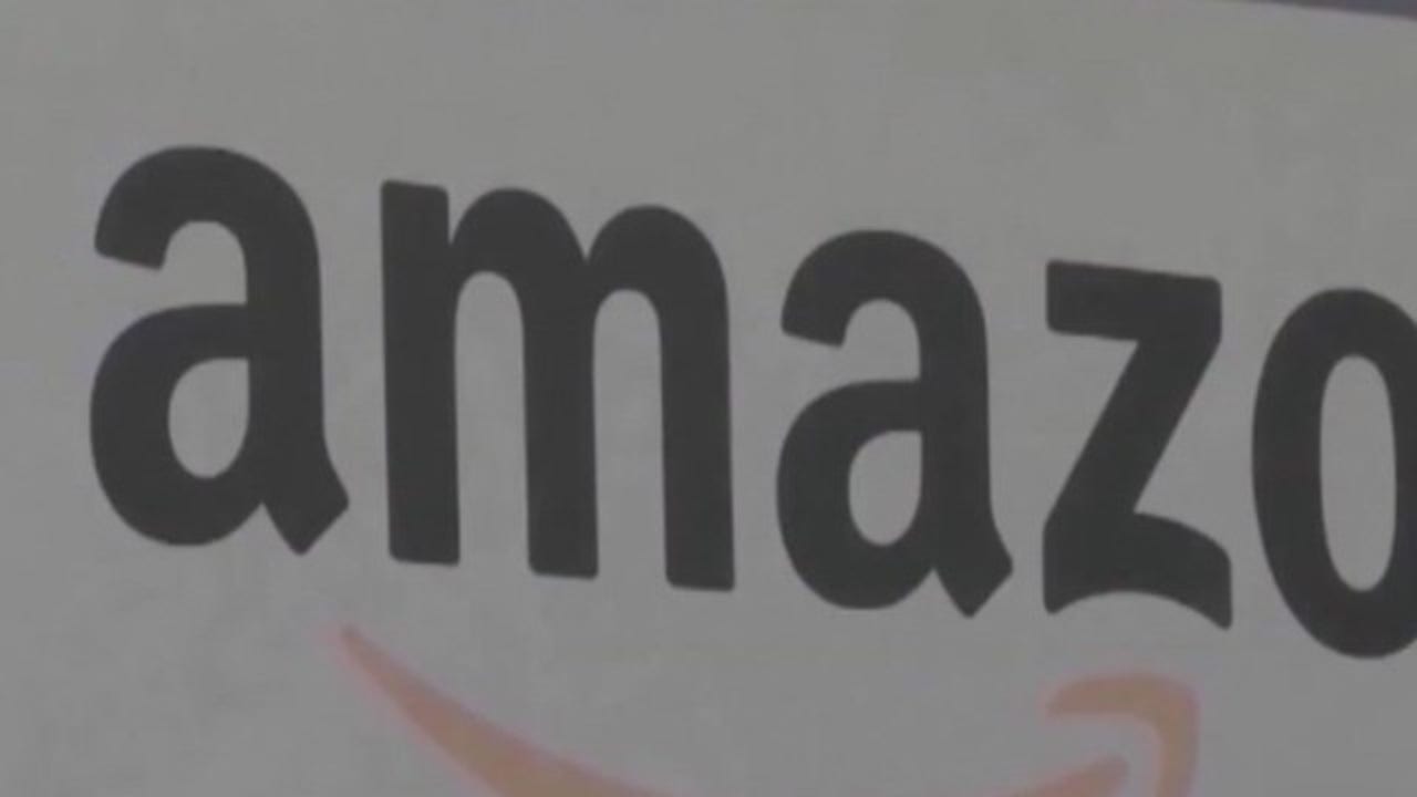 Amazon holiday shipping, Christmas Eve deliveries set record