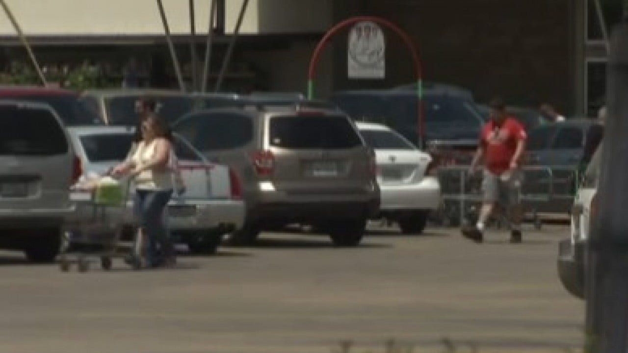 How to avoid crashes, crime in busy parking lots