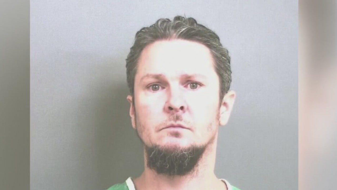 Giddings escapee caught after being hit by Bastrop patrol unit