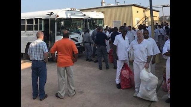 Evacuated Houston jail inmates returning to local prisons