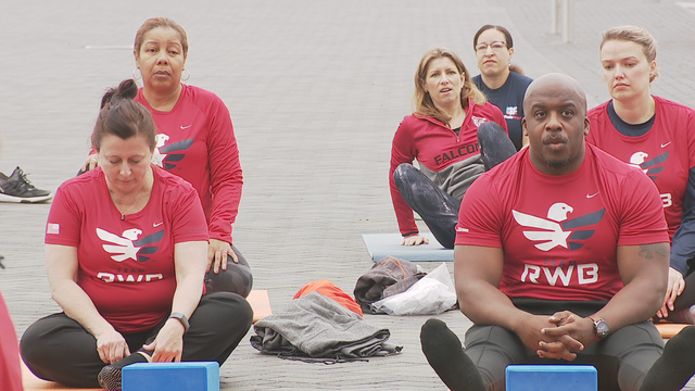 Yoga helps military veterans connect
