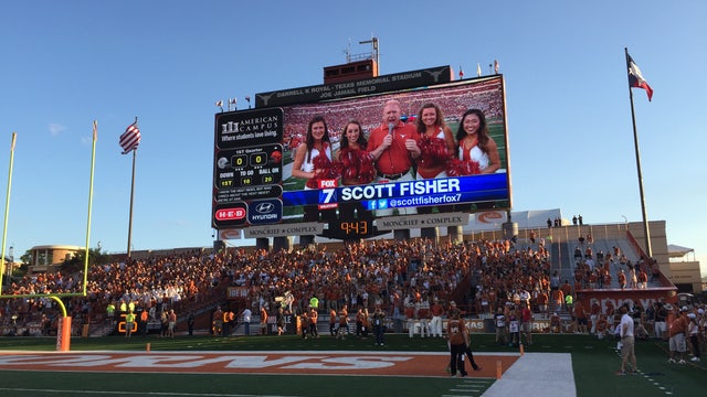 Photos With Fish Texas vs Iowa State 10-15-16