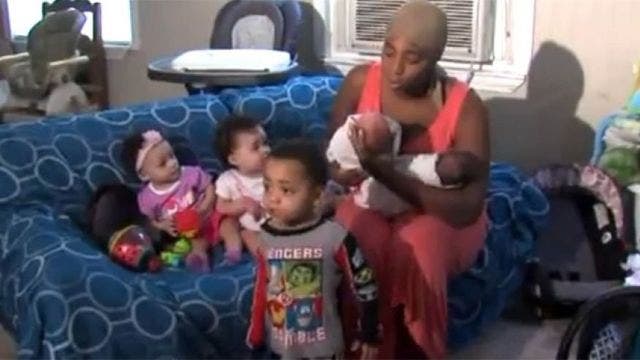 Kansas mother gives birth to 3 sets of twins in 26 months