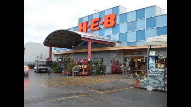 H-E-B issues voluntary recall for certain single serving soups due to potential undeclared peanut