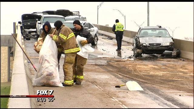 Icy weather leads to 140 crashes in 12 hours in Austin