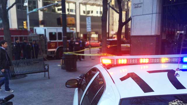 Two Marines stop armed robber at Starbucks on Congress