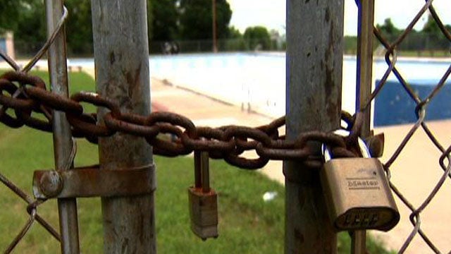 East Austin residents upset city is closing 2 swimming pools for summer