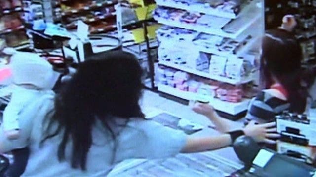 Convenience store clerk saves baby when mother has seizure