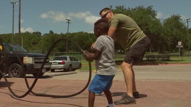 APD reaches out to East Austin community through boxing, exercise