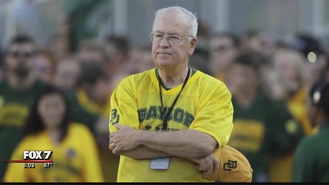 Baylor officials deny defaming ex-coach Briles amid scandal