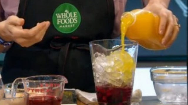 Cooking with FOX 7: Clementine Crush Sparkling Cocktail