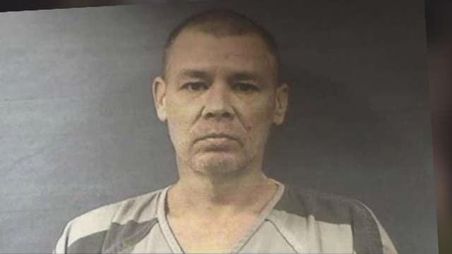 Monroe man arrested for living with girlfriend's corpse for month