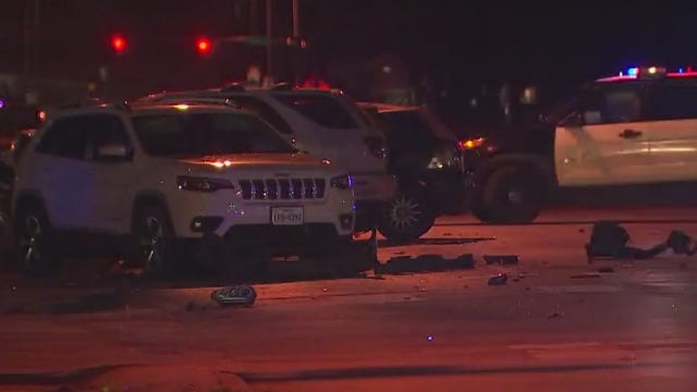 Man dies after three vehicle crash in East Austin