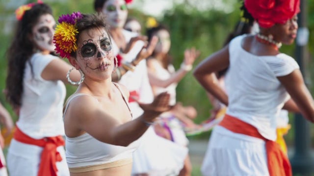 2020 Día de Muertos exhibit honors COVID deaths in Latino community