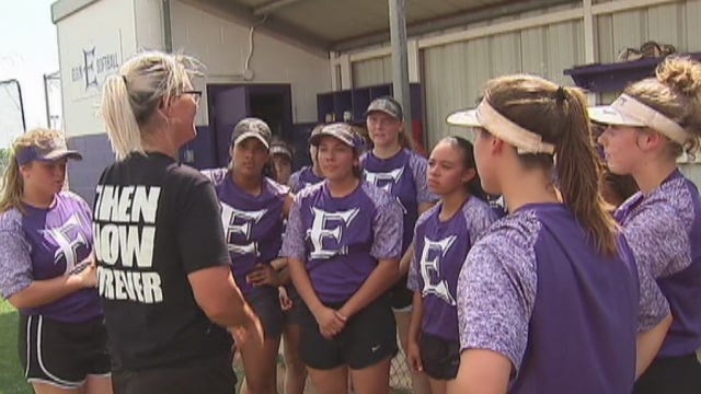 Elgin competing in high school softball playoffs
