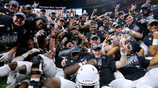 Ehlinger's 3 TDs lead Texas past Georgia 28-21 in Sugar Bowl