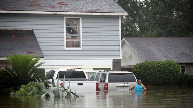 Airbnb offering free places to stay for Harvey evacuees