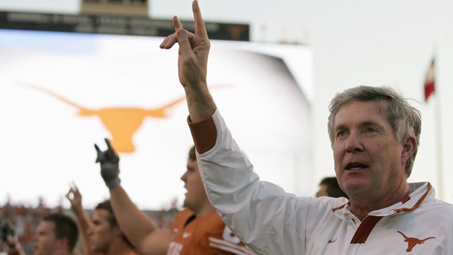 Former UT Football Coach Mack Brown to be inducted into College Football Hall of Fame