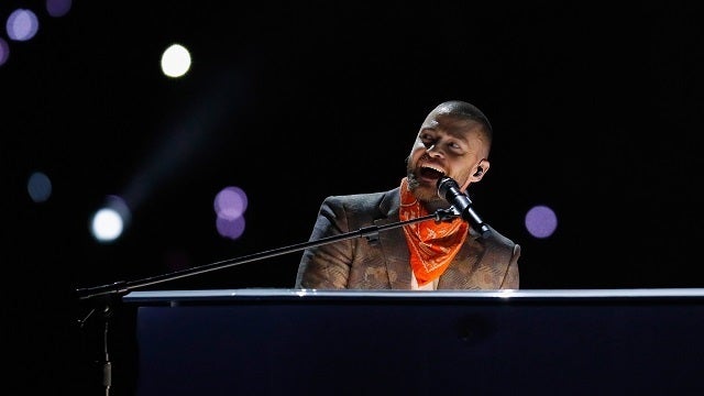 Timberlake includes Prince tribute at halftime