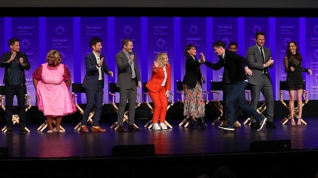 Amy Poehler reflects on 10-year anniversary of 'Parks and Recreation:' 'I'm just really overwhelmed'