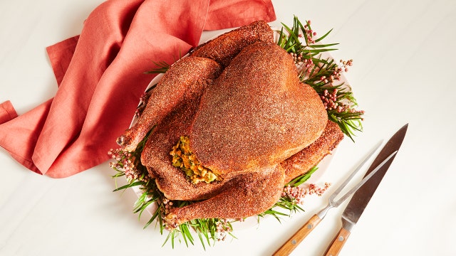 Millennial Thanksgiving: Edible glitter turkey