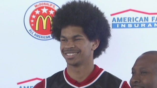 Jarrett Allen honored at St. Stephen's