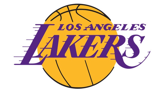 Metta World Peace makes LA Lakers' roster in his NBA return