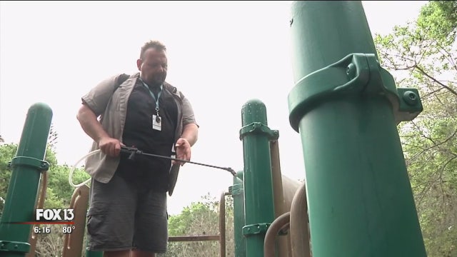 Once-homeless man becomes employee of the year