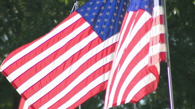 Substitute teacher says he was banned after thanking students who stood for Pledge of Allegiance
