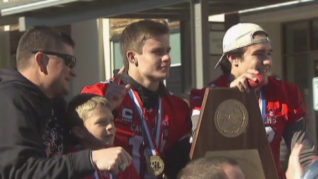 Parade celebrates Lake Travis Cavaliers sixth state football title