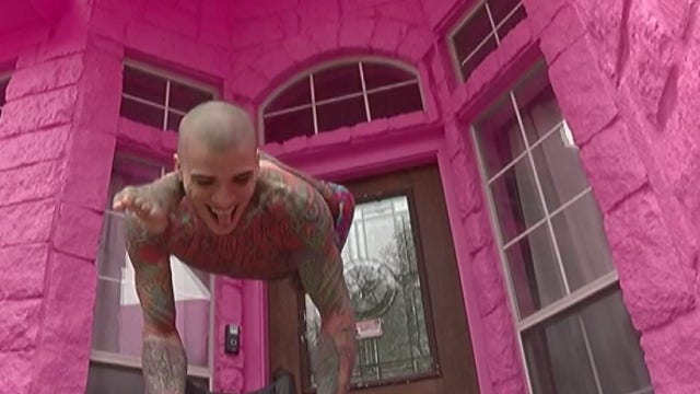 Neighbors not entirely happy with pink house in Pflugerville