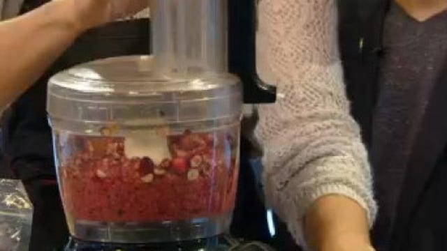 Cooking with FOX 7: Cranberry Sauce