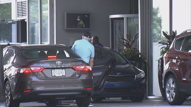 Buckhead valet attendant gives car keys to wrong man
