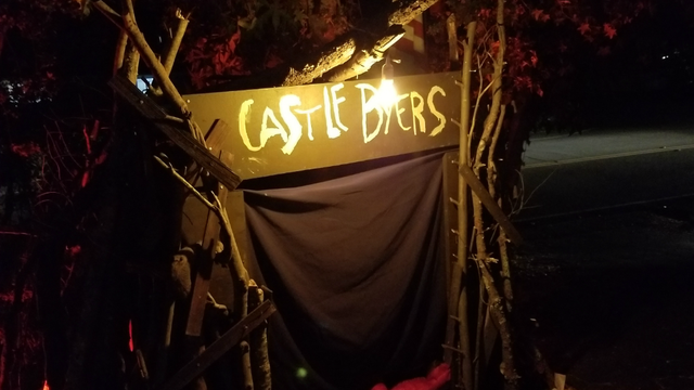 Bay Area home structures "Stranger Things" haunted house