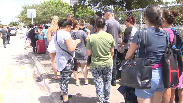 Long lines form outside Florida shelter ahead of Irma