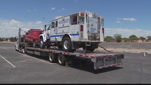 Texas firefighters heading to battle wildfires in California
