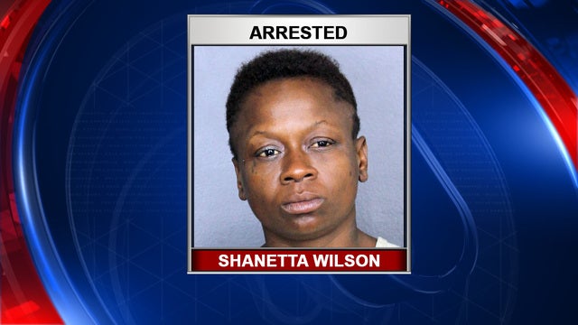 Officials: Woman passed gas, then pulled knife on offended man