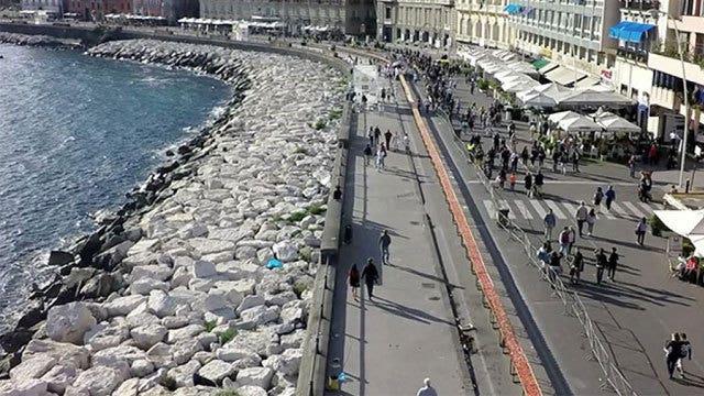 Italian chefs set new Guinness World Record with pizza over a mile long