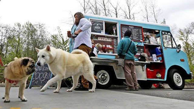 Food truck for Fido: New Seattle business caters to canines